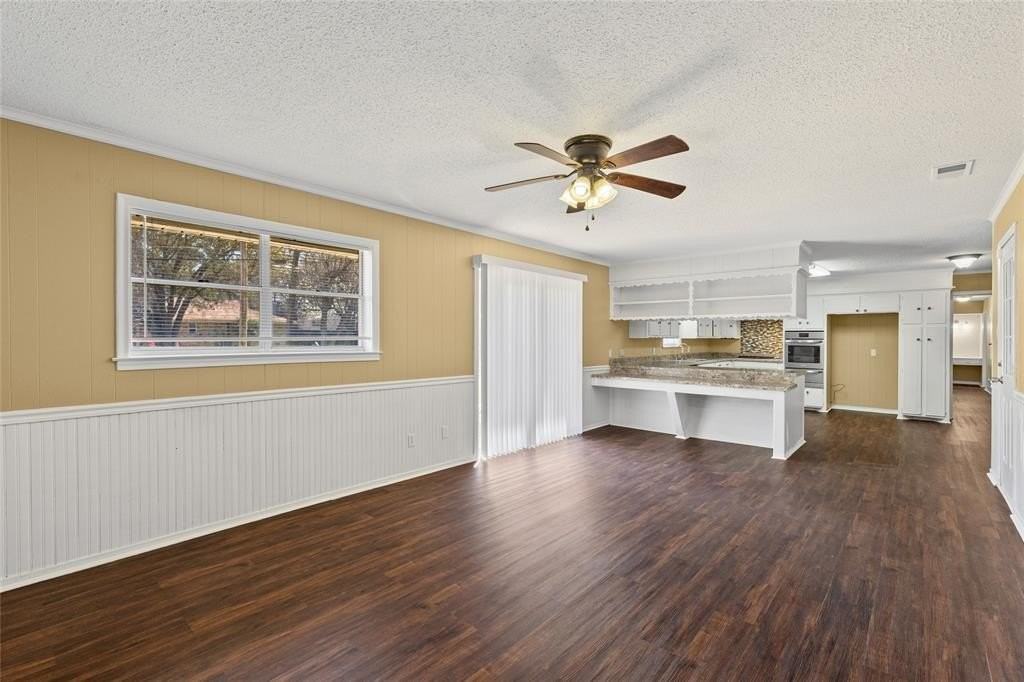 6305 Chapman Dr - Photo 5 of 34