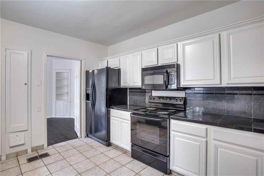 4141 University Blvd - Photo 7 of 14