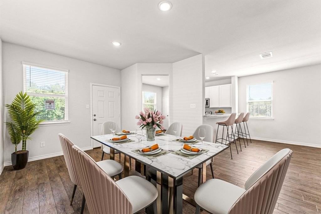 5672 Shore Point Trl - Photo 5 of 21