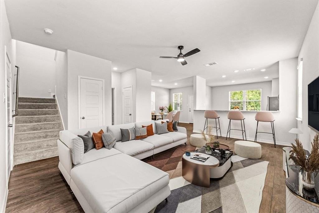 5672 Shore Point Trl - Photo 6 of 21