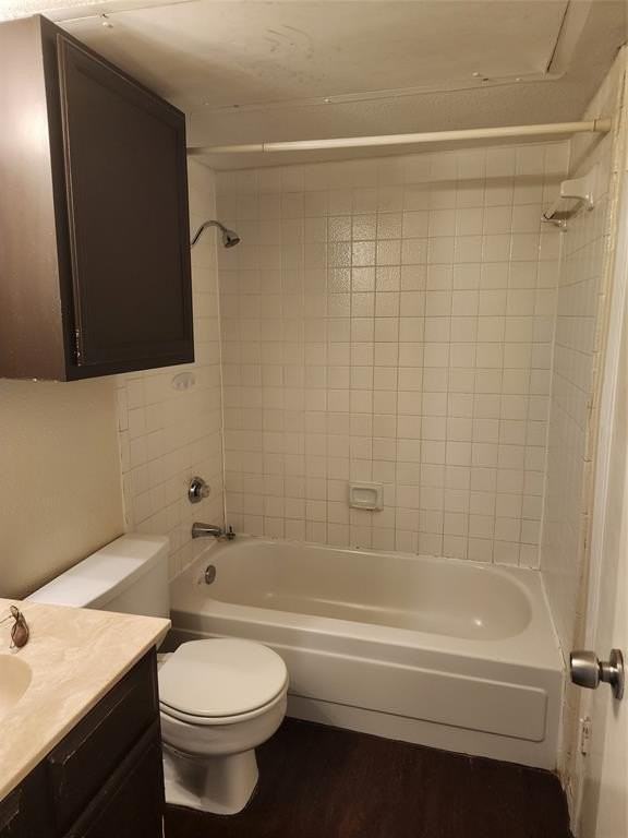 1603 N Garrett Ave #204 - Photo 5 of 8