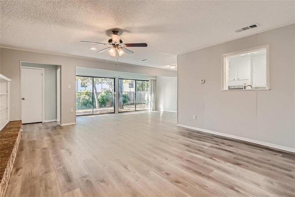 808 Stratford Dr - Photo 5 of 25