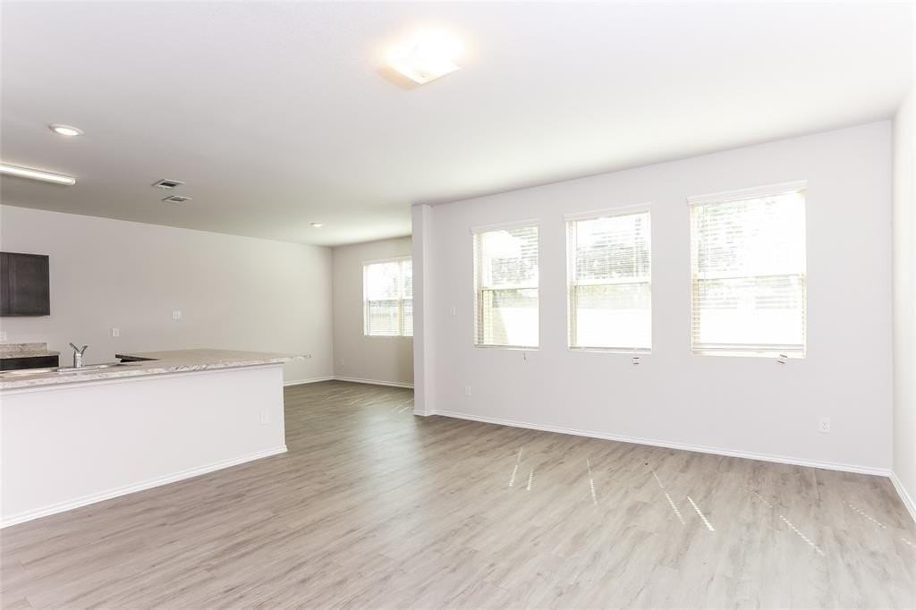 8317 Camellia Tree Ct - Photo 6 of 20