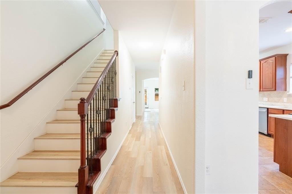 5105 Spyglass Hill Ln - Photo 4 of 29