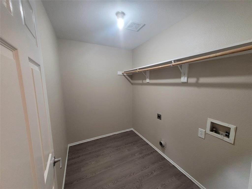 2821 Mockingbird Street - Photo 5 of 10