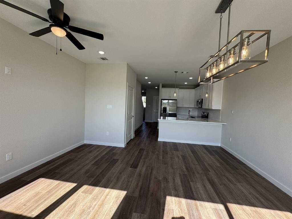 549 Galt Dr - Photo 6 of 14