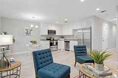 526 W Elm St - Photo 1 of 1