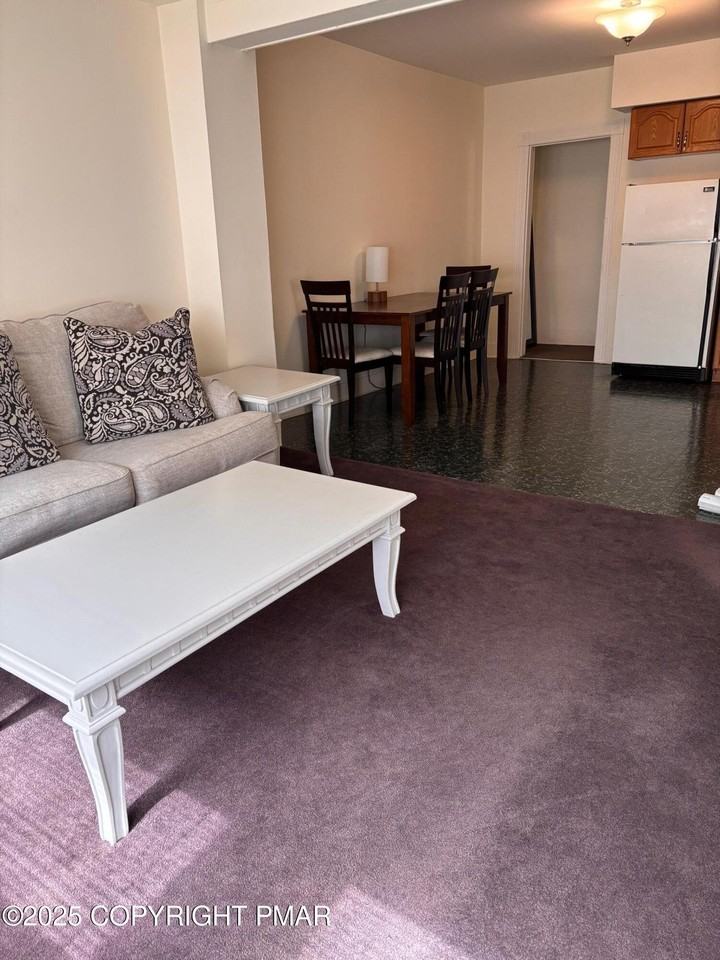 86 W Broad St Apt 2 #2 - Photo 3 of 12