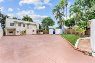 2385 Sw 17th St #3 - Photo 1 of 1
