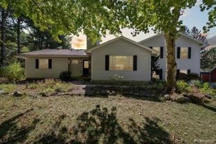 2860 E Coon Lake Rd - Photo 1 of 1