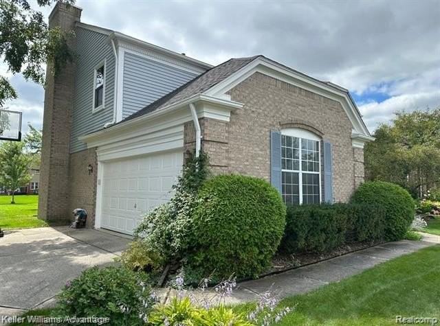 45655 Larchmont Dr - Photo 2 of 28