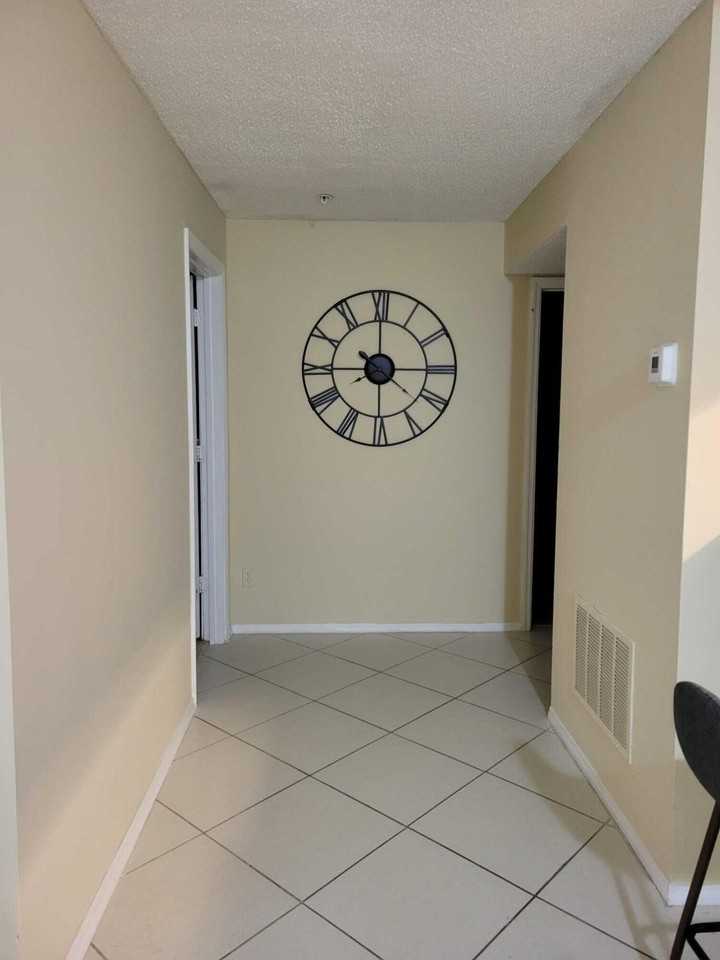 2311 N Congress Ave #25 - Photo 2 of 11