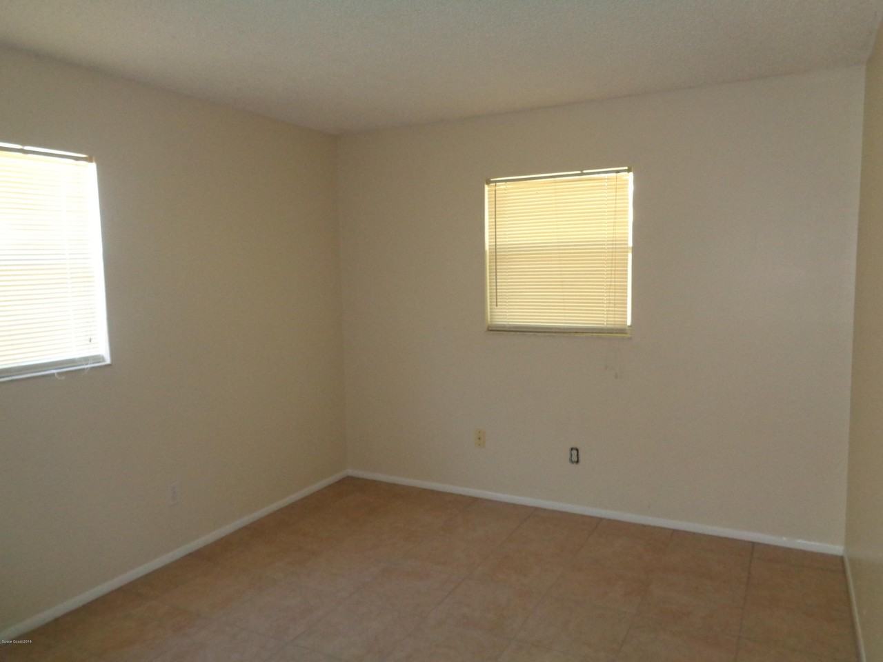 120 Olive Street - Photo 6 of 7