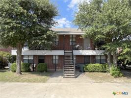 featured image of 1103 Circle M Dr #B