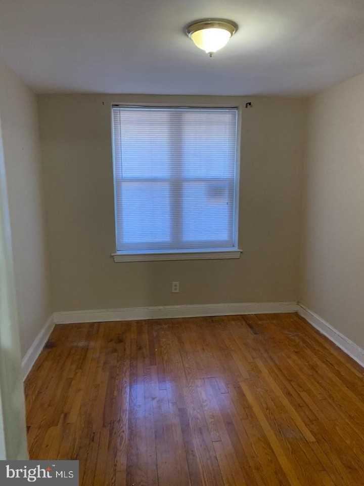 141 Galveston Place Southwest - Photo 3 of 27