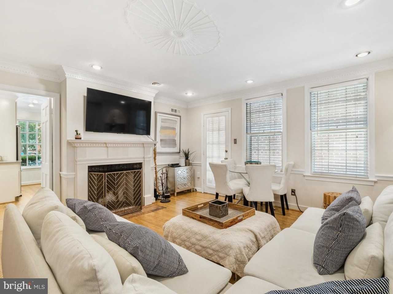 3424 O Street Northwest - Photo 4 of 29