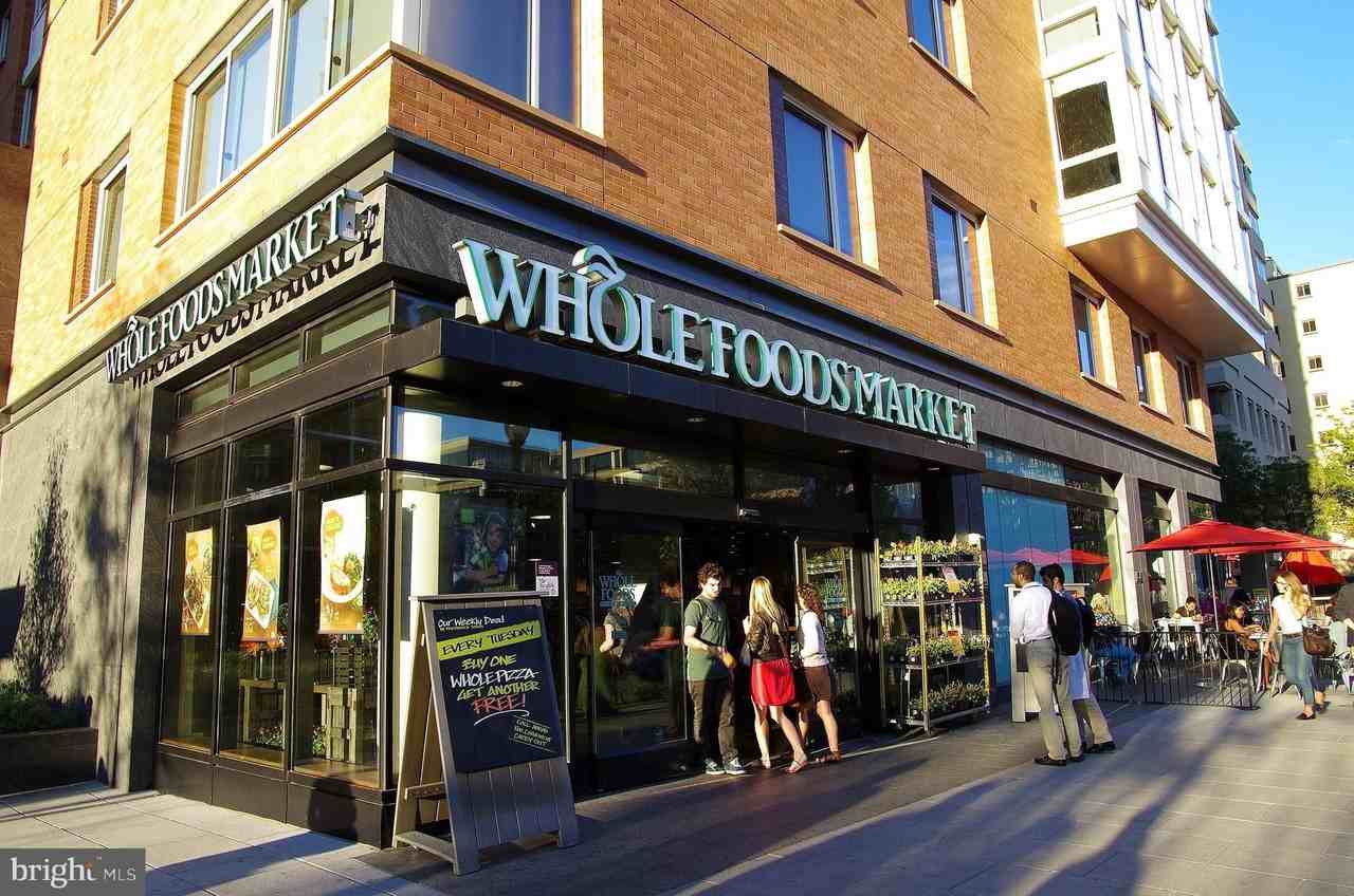 2700 Virginia Ave Nw Unit 802 #802 - Photo 7 of 50