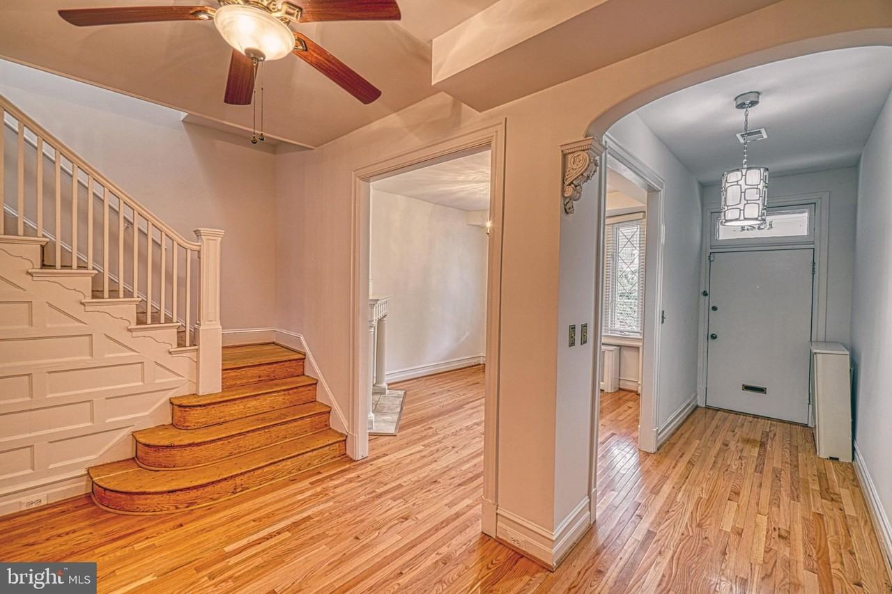 1821 Kilbourne Pl Nw - Photo 7 of 40