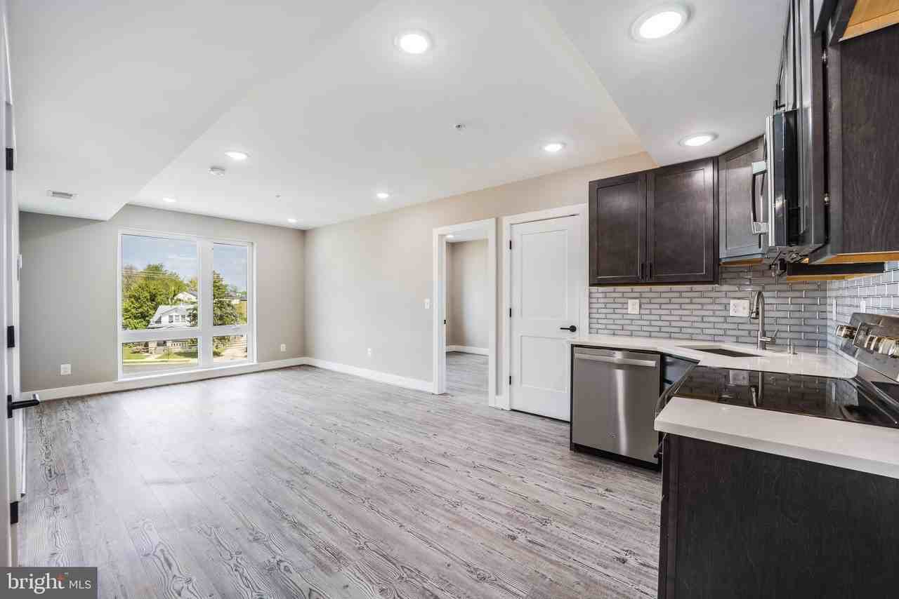 1617 Rhode Island Ave Ne Apt 501 #501 - Photo 4 of 17