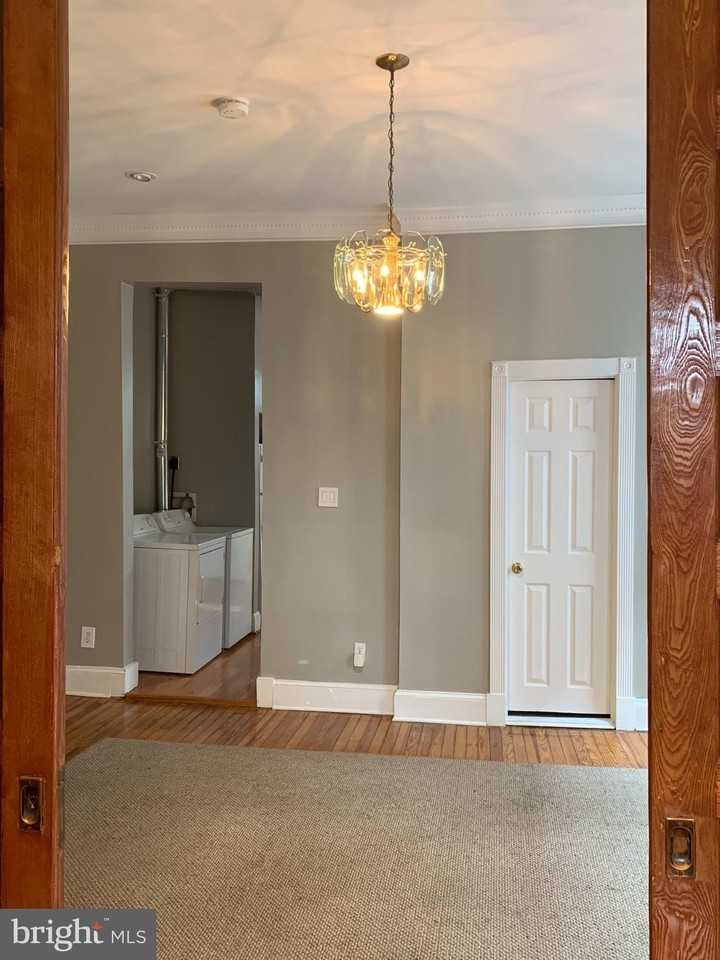 15 Seaton Pl Nw Unit 1 #1 - Photo 6 of 34