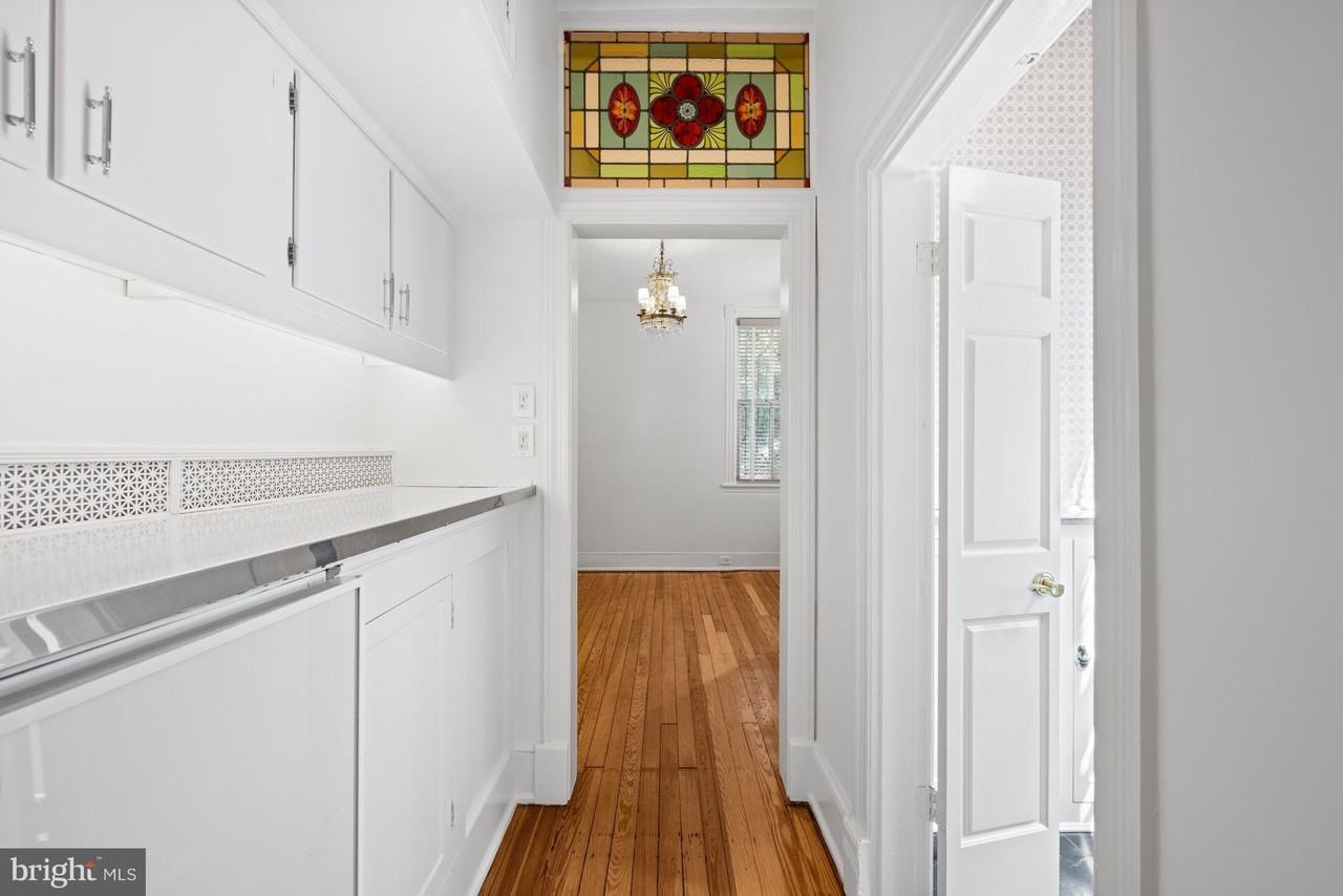 1423 34th St Nw - Photo 5 of 30