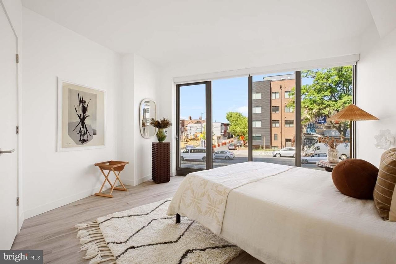 1 Florida Ave Ne Apt 926 #526 - Photo 4 of 14