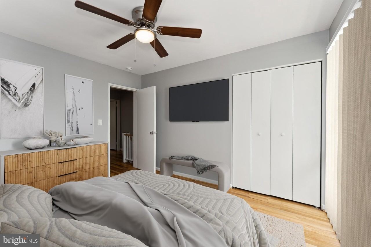 212 G St Sw Unit 212 #212 - Photo 3 of 17