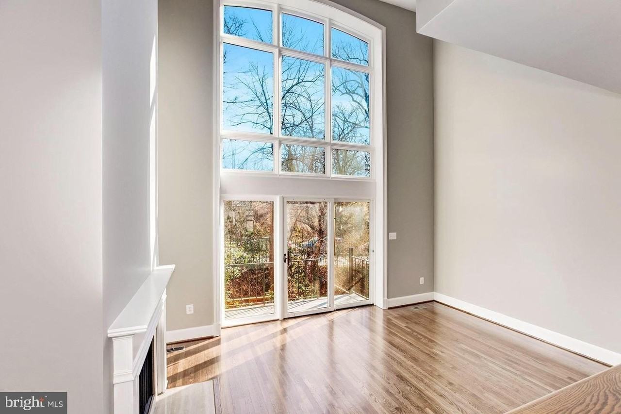 3956 Georgetown Ct Nw - Photo 3 of 29