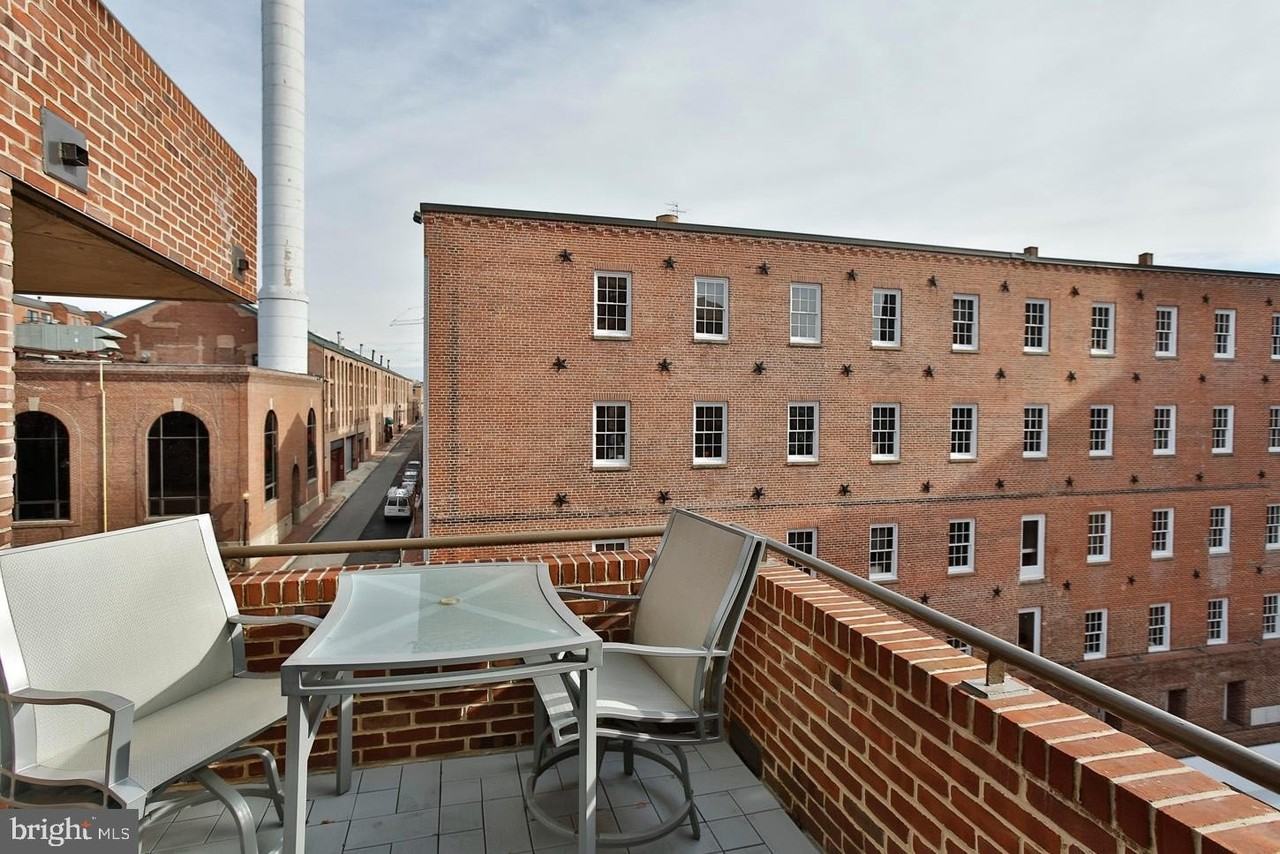 1015 33rd St Nw Apt 603 #603 - Photo 7 of 10