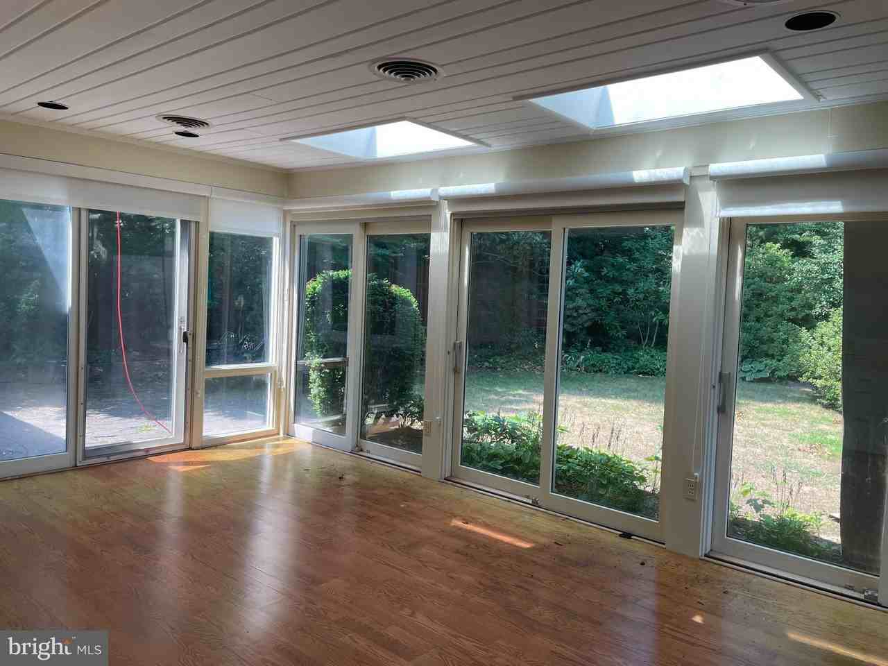 2266 48th Street Northwest - Photo 3 of 28