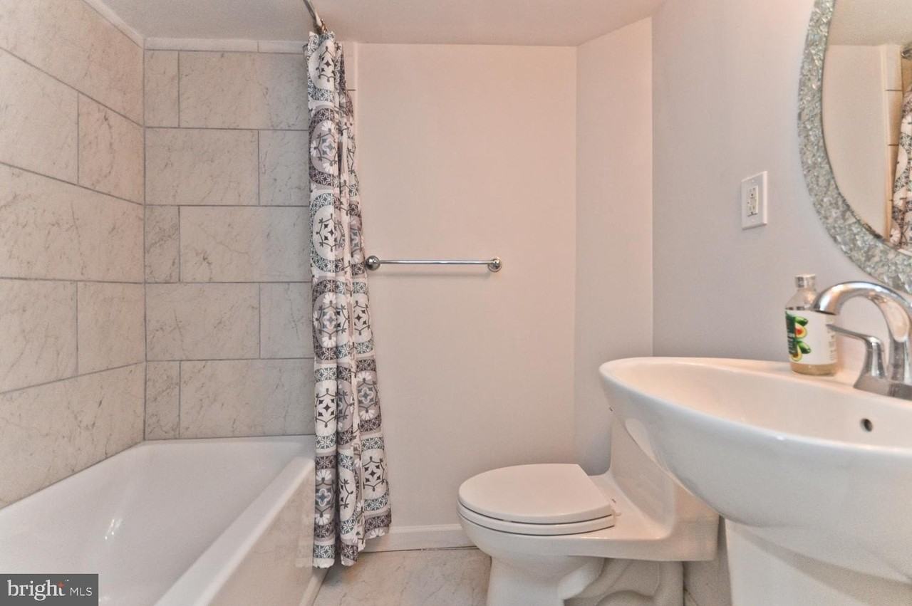 118 W St Nw Unit B #B - Photo 6 of 16