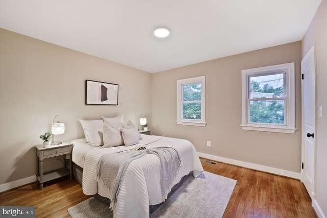 1632 Ridge Pl Se - Photo 7 of 33