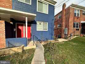 222 Webster St Ne Apt 2 #2 - Photo 1 of 1