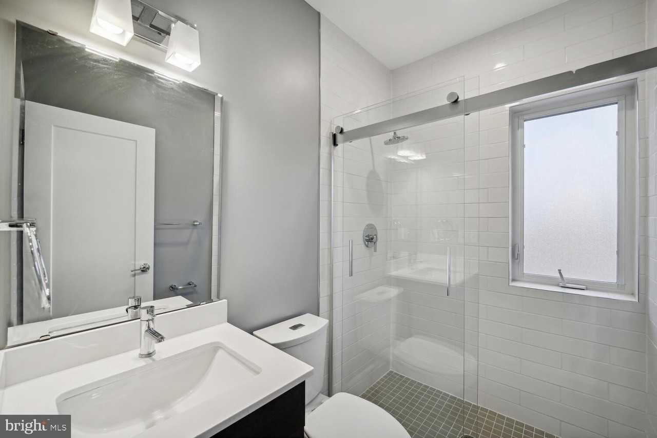 2724 12th St Ne Unit 6 #6 - Photo 5 of 18