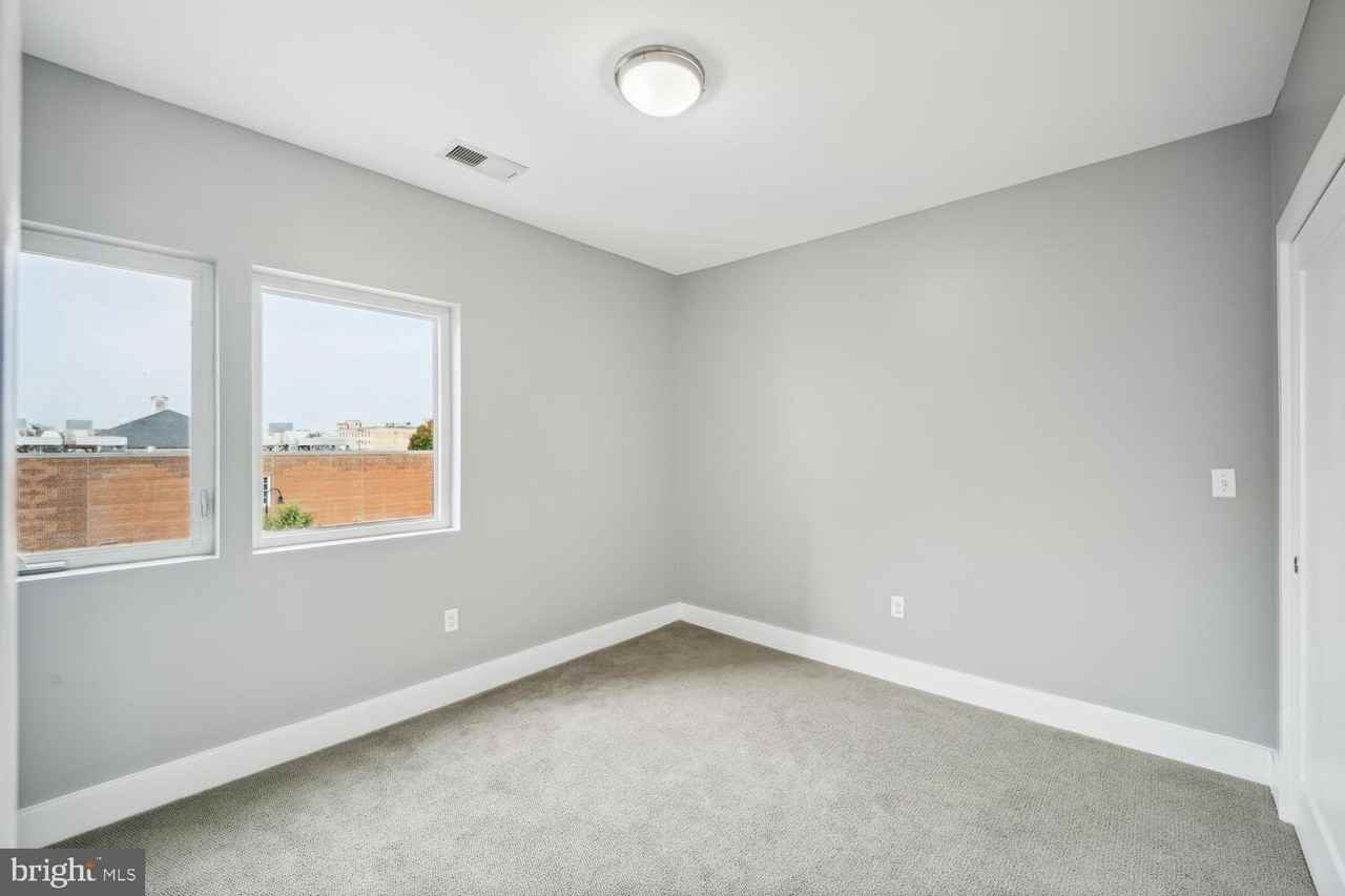 2724 12th St Ne Unit 6 #6 - Photo 7 of 18