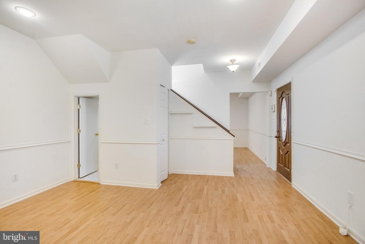 729 10th St Ne - Photo 3 of 20