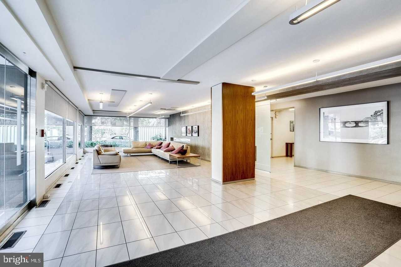 1545 18th St Nw Unit 403 #403 - Photo 5 of 44