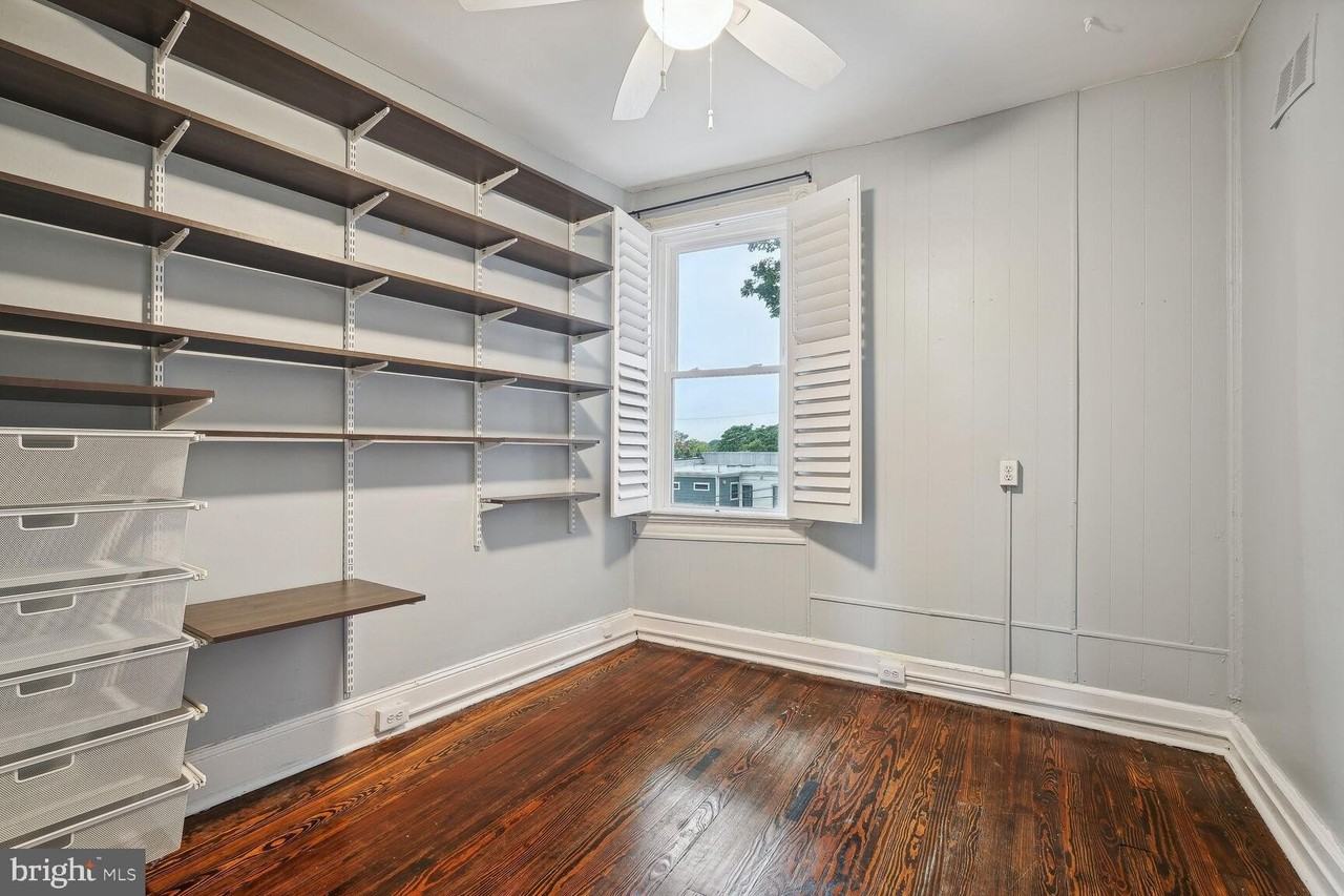 1932 35th Street Northwest - Photo 6 of 32