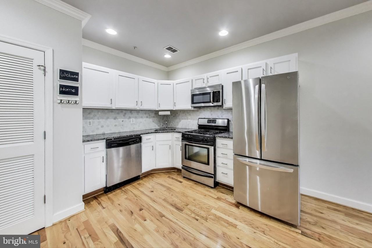 430 Irving St Nw Apt 202 #202 - Photo 2 of 17