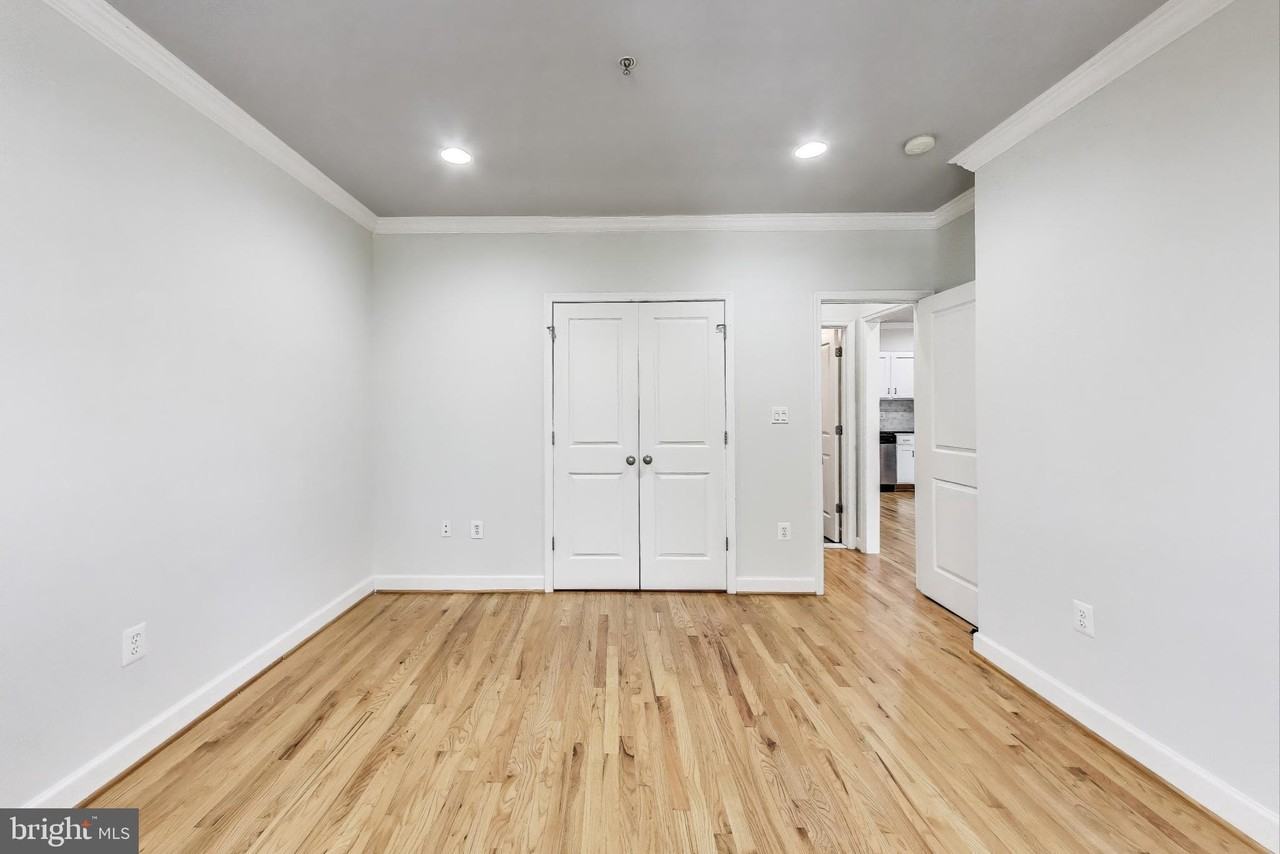 430 Irving St Nw Apt 202 #202 - Photo 6 of 17