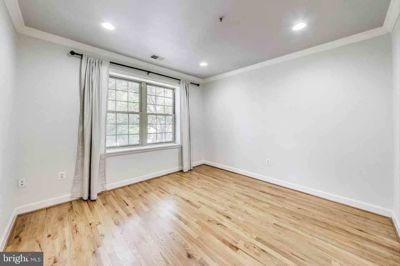 430 Irving St Nw Apt 202 #202 - Photo 7 of 17