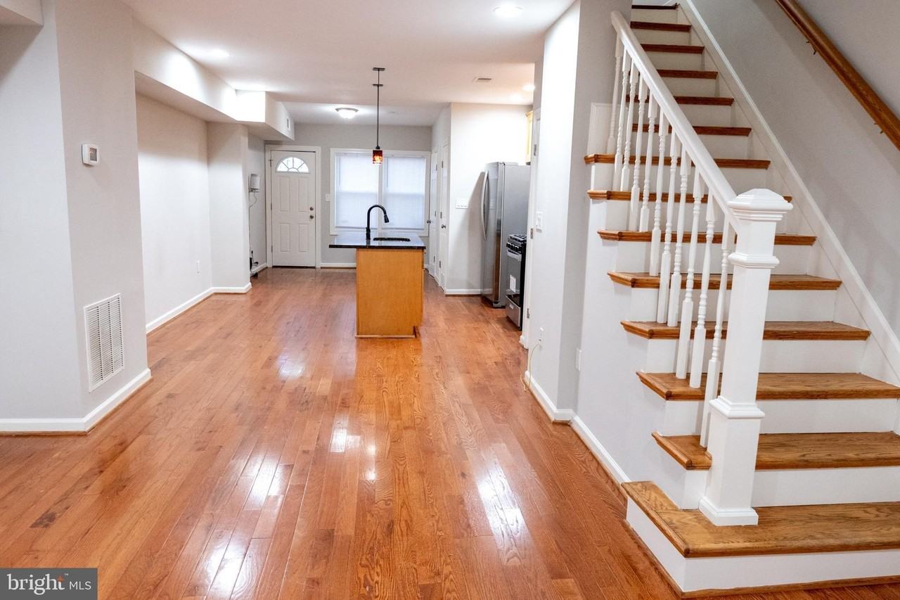 1928 Bennett Pl Ne - Photo 2 of 7