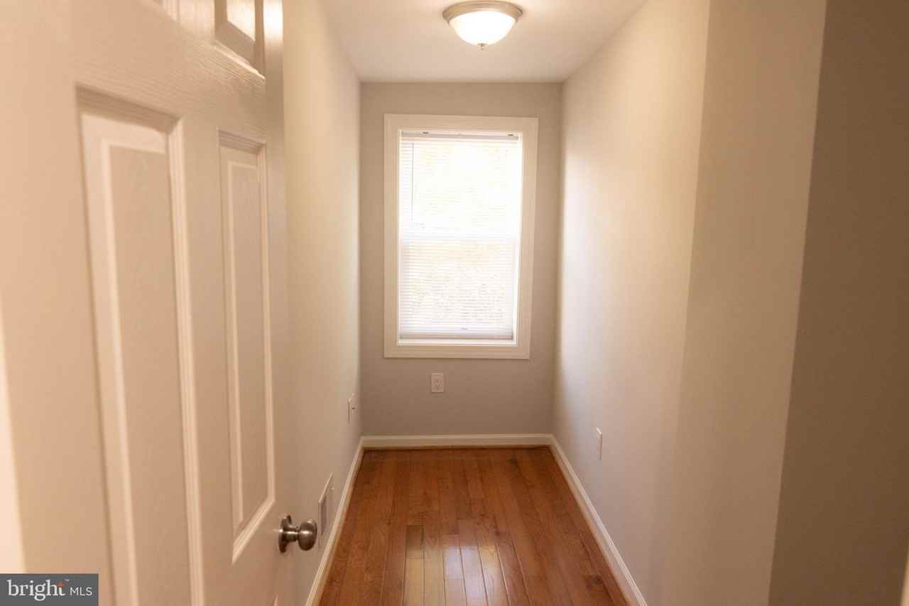 1928 Bennett Pl Ne - Photo 6 of 7