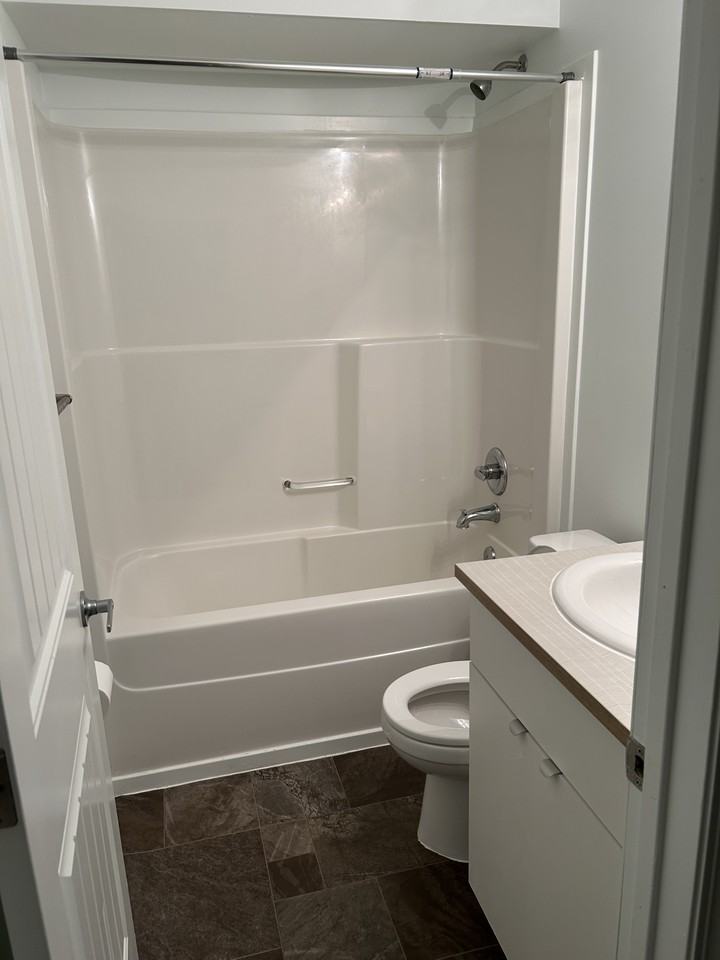 6404 119 Ave Nw #6404MAIN - Photo 2 of 9