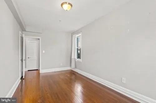 3742 12th St Ne Unit 2 #2 - Photo 3 of 5