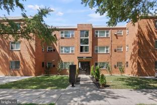 610 57th St Ne Apt 202 #202 - Photo 1 of 1