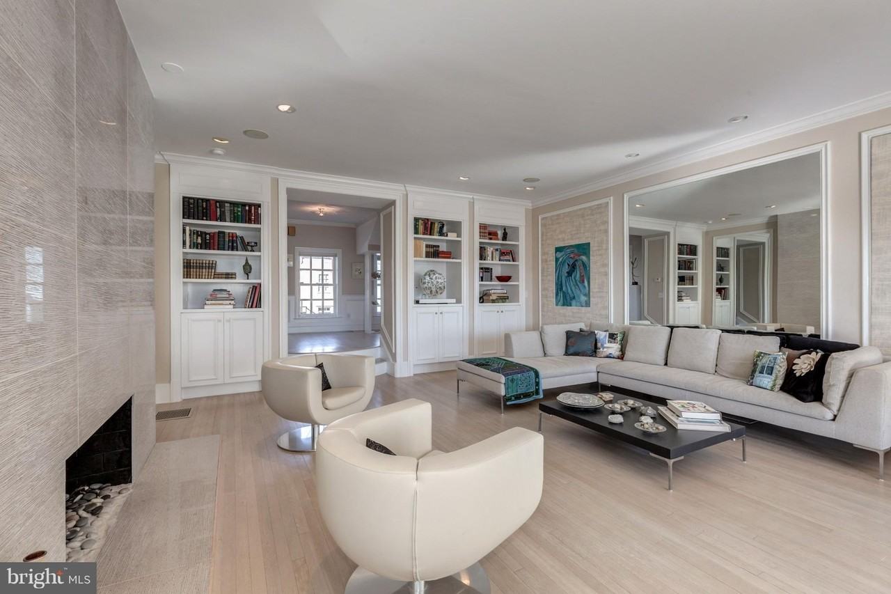 3620 Prospect St Nw - Photo 6 of 23