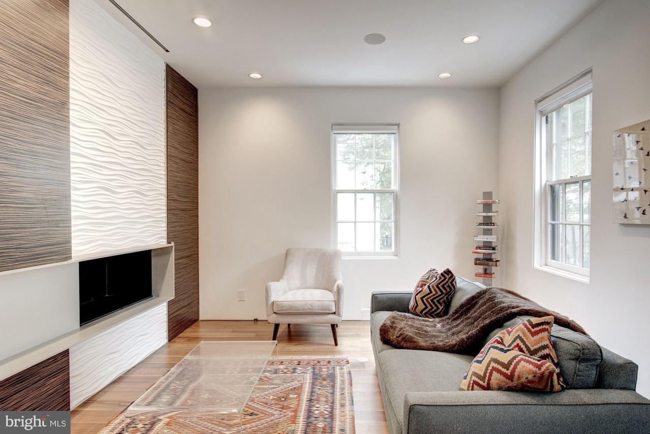 3329 Q St Nw - Photo 6 of 37