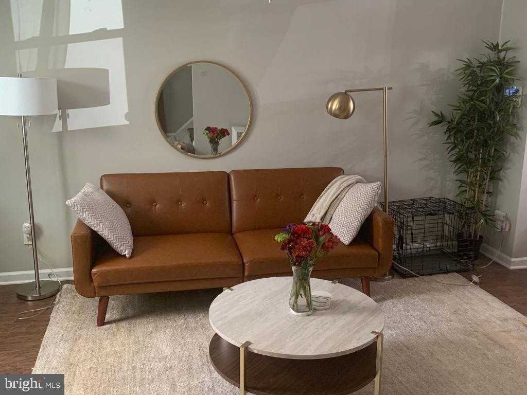 1644 Rosedale St Ne - Photo 4 of 12