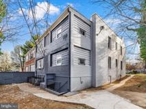 405 34th St Se Apt 1 #1 - Photo 1 of 1